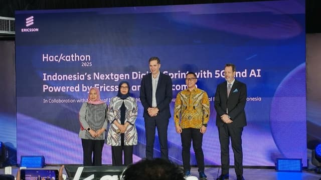 Cetak Generasi Inovator Digital Baru Lewat Hackathon 2025