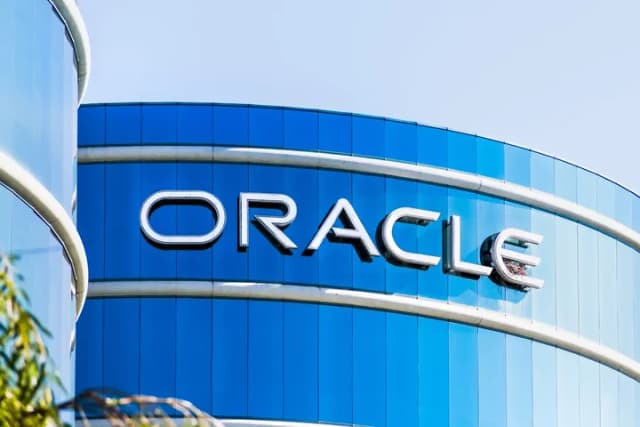 Oracle Jadi Bangun Pusat Data AI di Indonesia?
