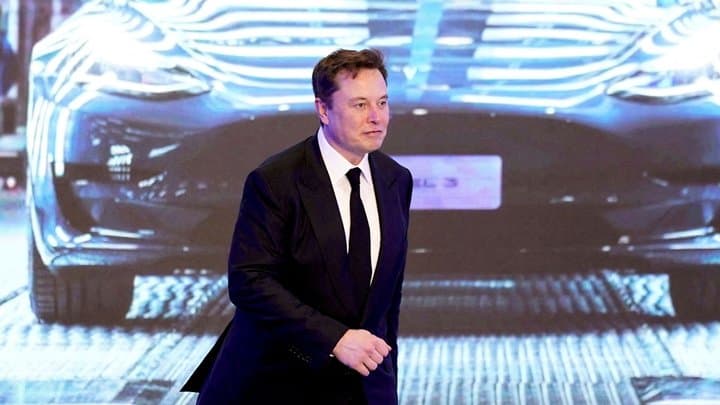 Elon Musk dan Donald Trump Ribut, X Kecipratan Untung