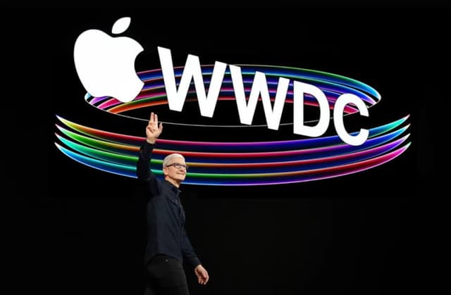 Skenario Pimpinan Apple: Tim Cook Mundur dari CEO Tahun Depan?