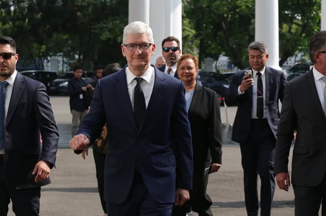 WWDC 2026 Jadi Panggung Terakhir Tim Cook Sebagai CEO Apple?
