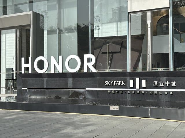 Intip Jajaran Produk Unik di Markas Honor di Shenzhen, Ada Apa Aja?