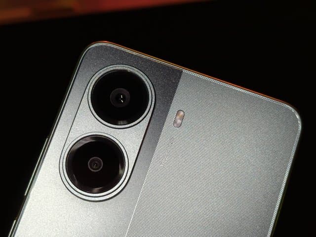'Kembaran' Redmi Turbo 5 Lolos TKDN, Ini Spek Poco X8 Pro