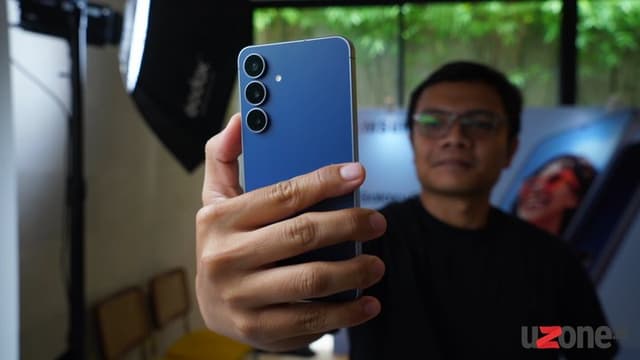 Beda Samsung Galaxy S25 FE vs S24 FE: Luar Mirip, Dalam Beda Jauh