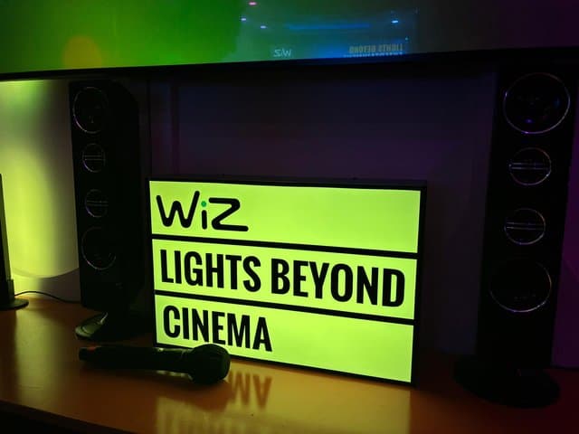 WiZ TV Sync Lights Bikin Smart TV Makin Hidup dengan Efek Lampu Pintar