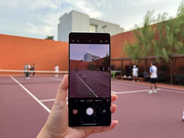 Pakai FlashSnap Tecno Camon 40, Hasil Foto Langsung Pro!