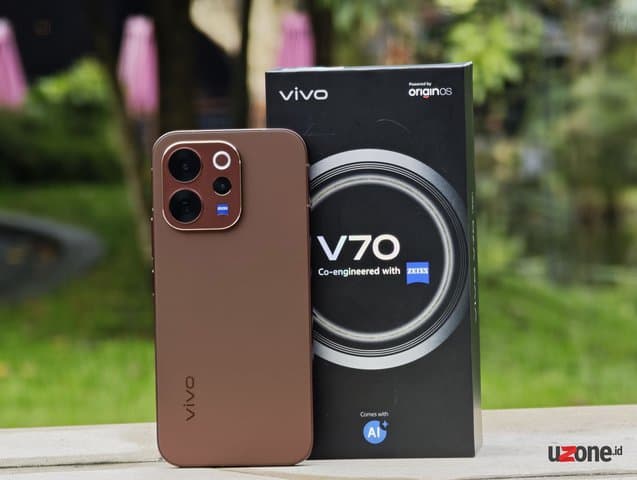 Kesan Kami Jajal Vivo V70: Desain Baru yang Bikin Betah
