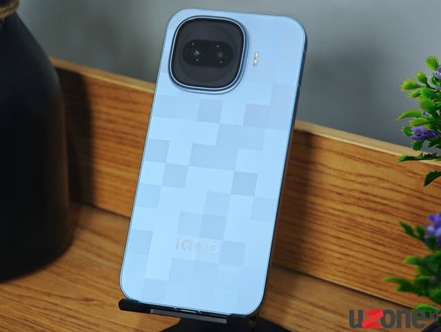FOTO: Menjajal iQOO 15R, HP Pertama dengan Snapdragon 8 Gen 5 di RI