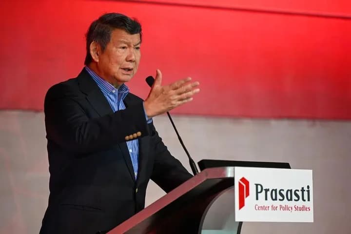 Pemerintah Rencanakan HP Gratis untuk Salurkan Bansos Digital