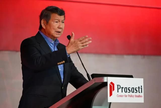Pemerintah Rencanakan HP Gratis untuk Salurkan Bansos Digital