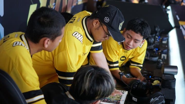 ONIC Lolos Final FFWS SEA 2025, Nasib 4 Tim Lain di Ujung Tanduk