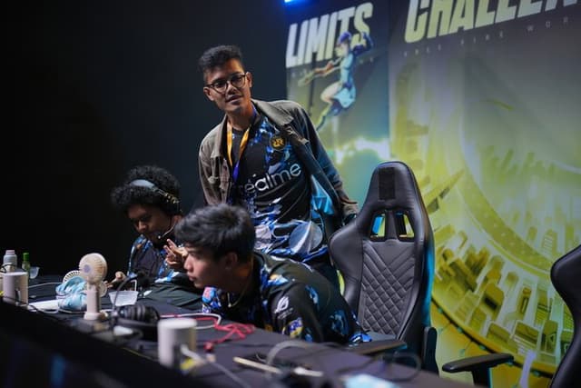 RRQ Kazu Dominan di Week 1 FFWS SEA 2025, Cetak Booyah Terbanyak