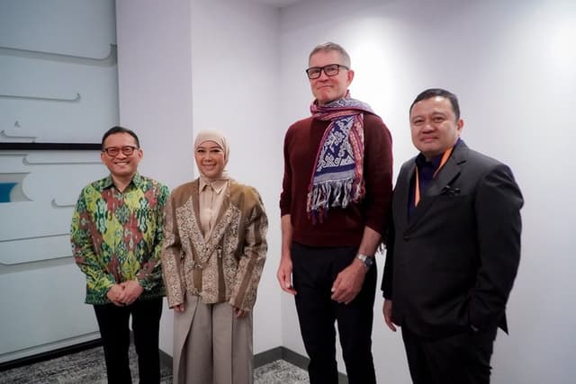 Temui CEO Roblox, Menkomdigi Minta Lebih Tegas Soal Aturan Usia
