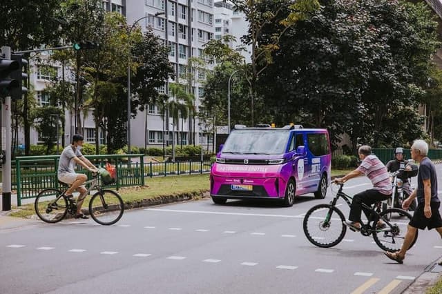 Mobil Tanpa Driver Grab Mulai Diuji, Siap Angkut Penumpang di 2026