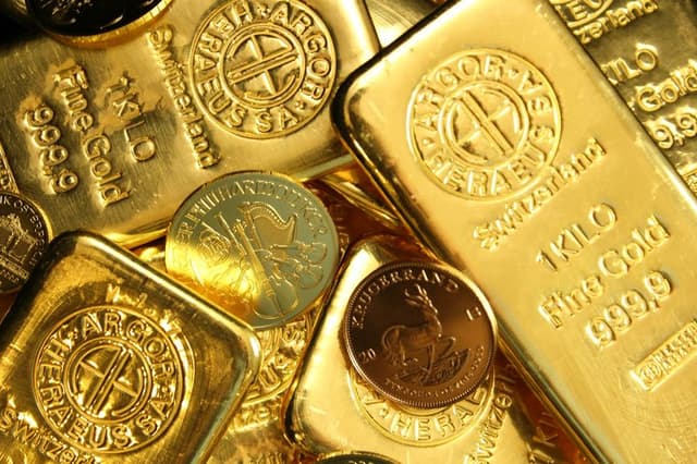 7 Cara Investasi Emas Secara Online untuk Pemula, Mudah dan Aman