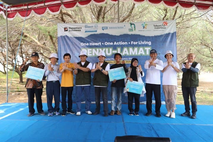 Penyu-lamat 2025 Sukses Digelar Bersama 50 Karyawan TelkomGroup