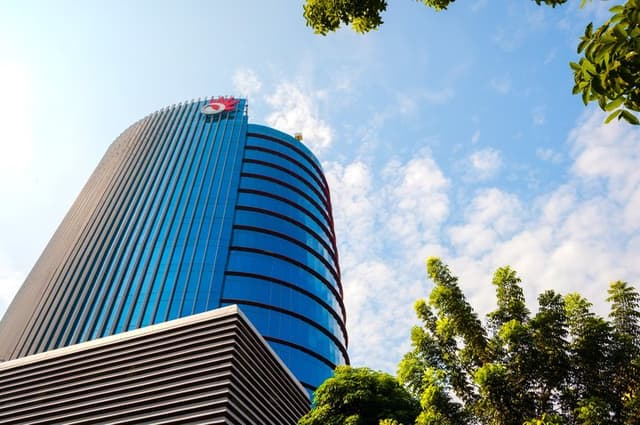 Pendapatan Telkom Tembus Rp37,2 Triliun, ARPU Telkomsel Naik 6,4%