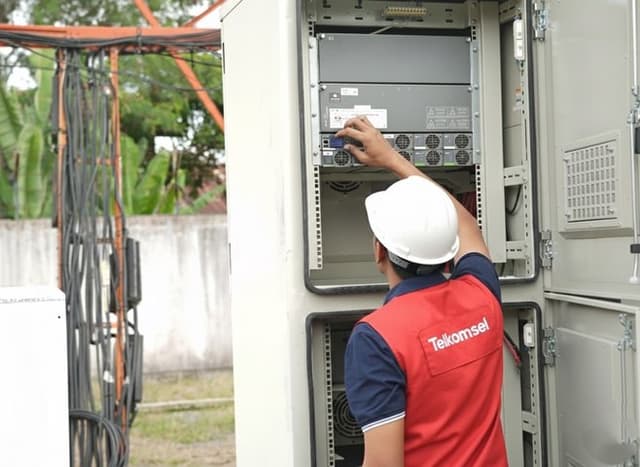 Trafik Telkomsel Naik 12,4% Saat Nataru, Ramai Gaming & TikTokan
