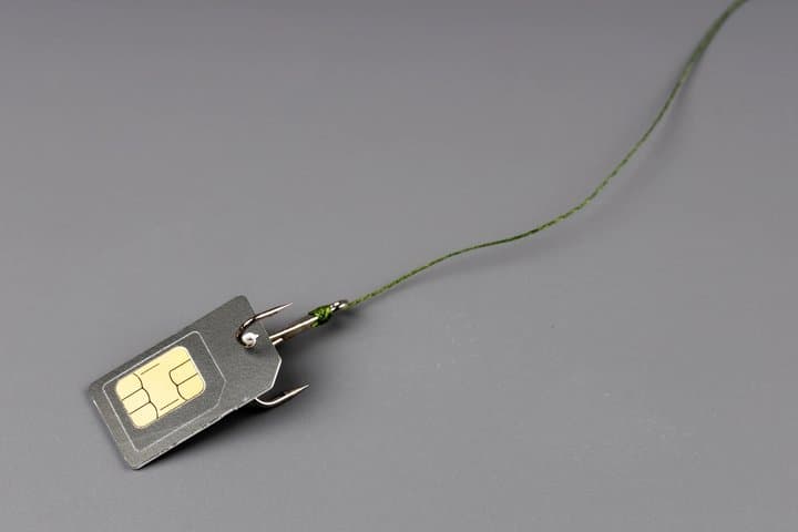 Registrasi SIM Card Biometrik Bikin Operator Rugi, Benarkah?
