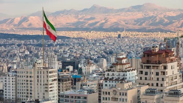 Internet Iran Lumpuh Usai Diserang AS-Israel, Akses Tinggal 1 Persen