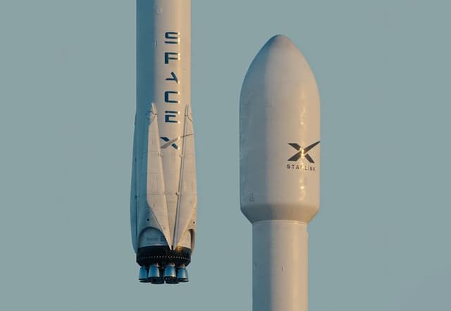 Ambisi Baru Elon Musk, Luncurkan 1 Juta Starlink demi Perkuat AI di Bumi