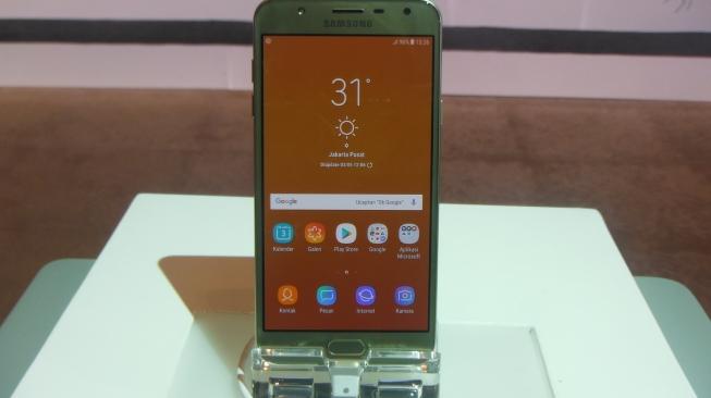 Review Samsung Galaxy J7 Duo: Batere Hemat, Game Asyik