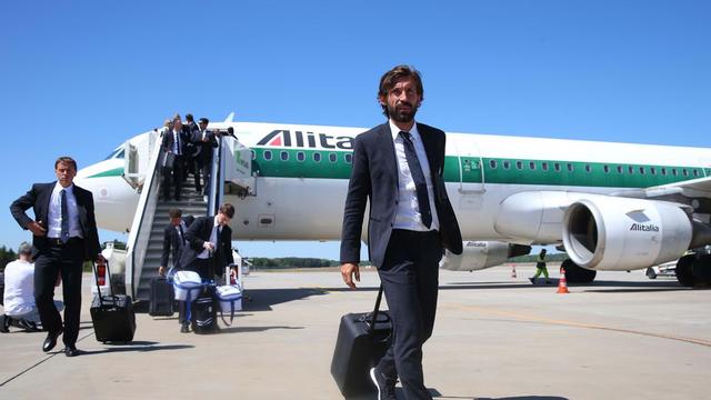 Menjadi Pandit, Pirlo Batal Bergabung dengan Timnas Italia