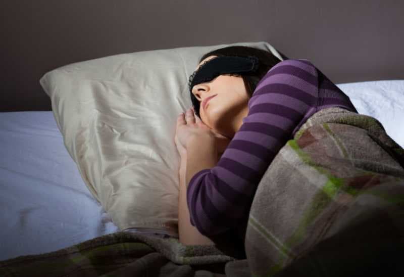  9 Tips Mudah agar Tidur Malam Lebih Nyenyak 