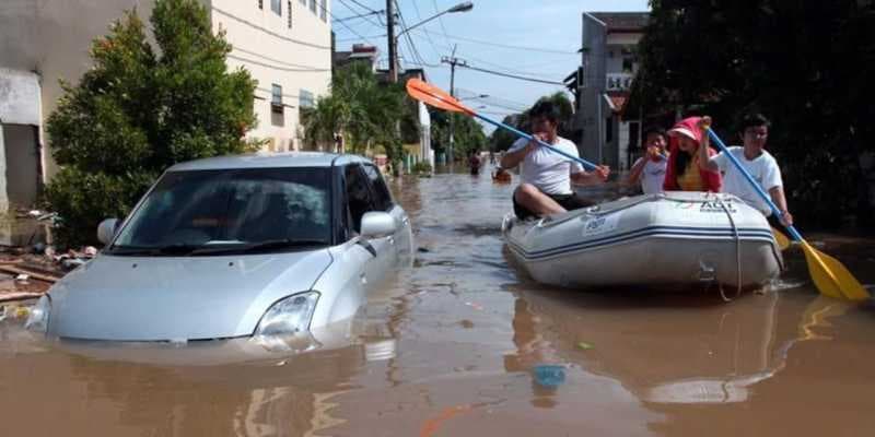 Cek Filter Udara Mobil Usai Terendam Banjir