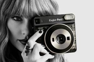 Wajib Banget Nih Punya Instax Square SQ6 Edisi Taylor Swift! 