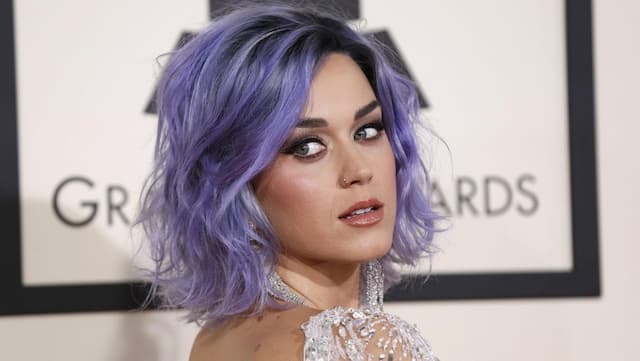 Pengakuan Pria yang Dicium Katy Perry: Saya Tidak Nyaman