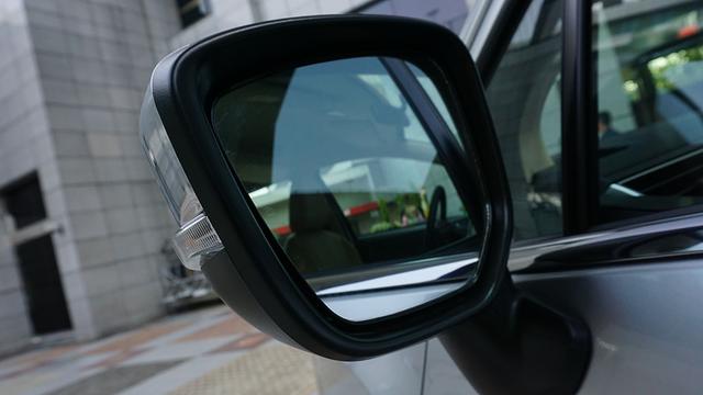 Visibilitas Terjaga, Pahami Cara Mengatur Spion Samping Mobil