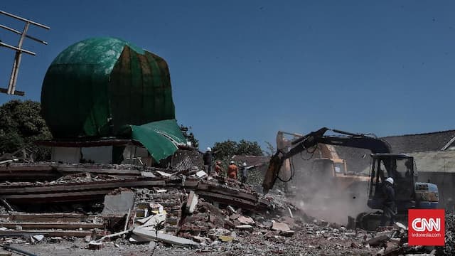 Kesaksian Korban Gempa Lombok Selamat Tertimpa Kubah Masjid