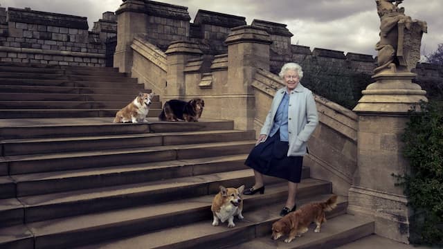 Alasan Ratu Inggris Punya Dua Pesta Ulang Tahun