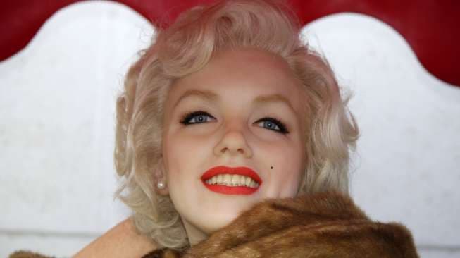 Fans Marilyn Monroe Wajib Tahu, Kostumnya di Film Ini Dilelang 1 Miliar Lho