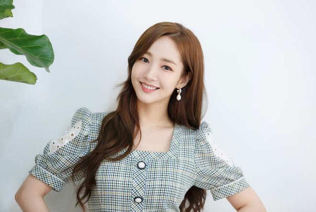 Whats Wrong Secretary Kim Melejit, Park Min Young Ingin Main Drama Komedi Lagi