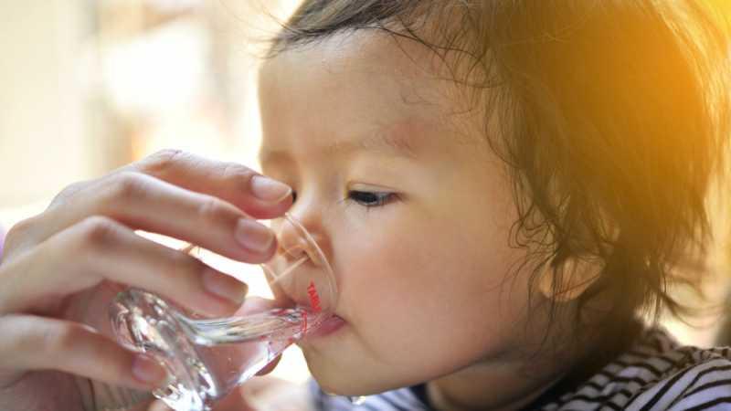 5 Minuman yang Baik Diminum Anak di Pagi Hari