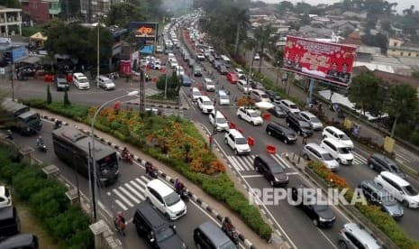 Prediksi Puncak Kemacetan di Jalur Puncak Terjadi Besok