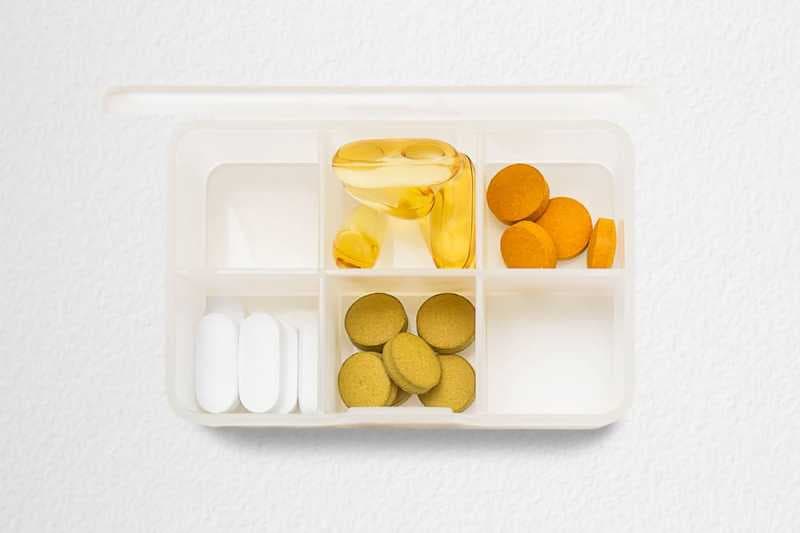 5 Jenis Obat-obatan yang Harus Selalu Tersedia di Tas Anda