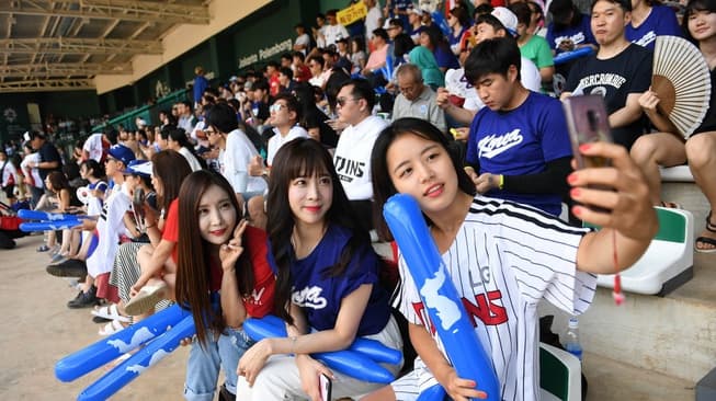 Kultur Baseball Korea yang Serupa Konser Rock N Roll