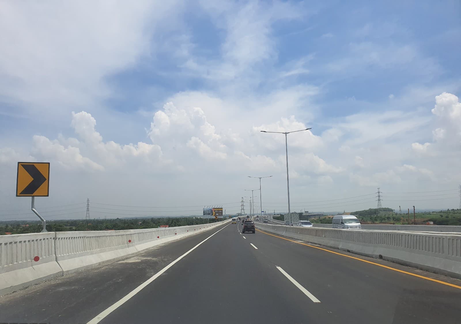 Buat yang Mau Mudik, Segini Tarif Tol Jakarta -Surabaya Buat yang Mau Mudik, Segini Tarif Tol Jakarta -Surabaya