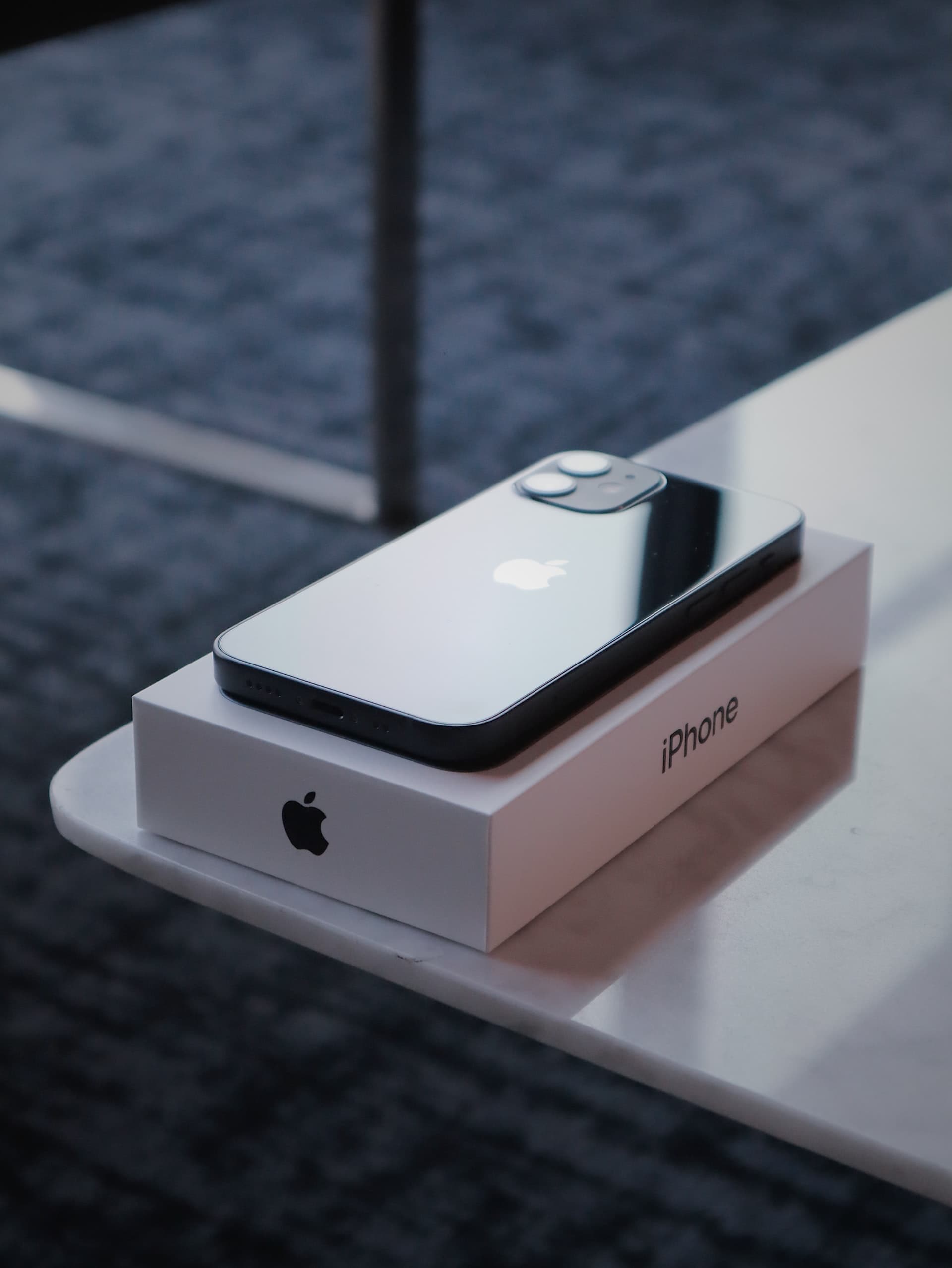  Apple Bakal Hadirkan Layanan Sewa iPhone Dkk