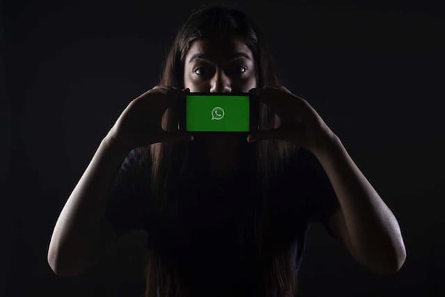 Whatsapp Diam-diam Tetap Paksakan Berbagi Data dengan Facebook