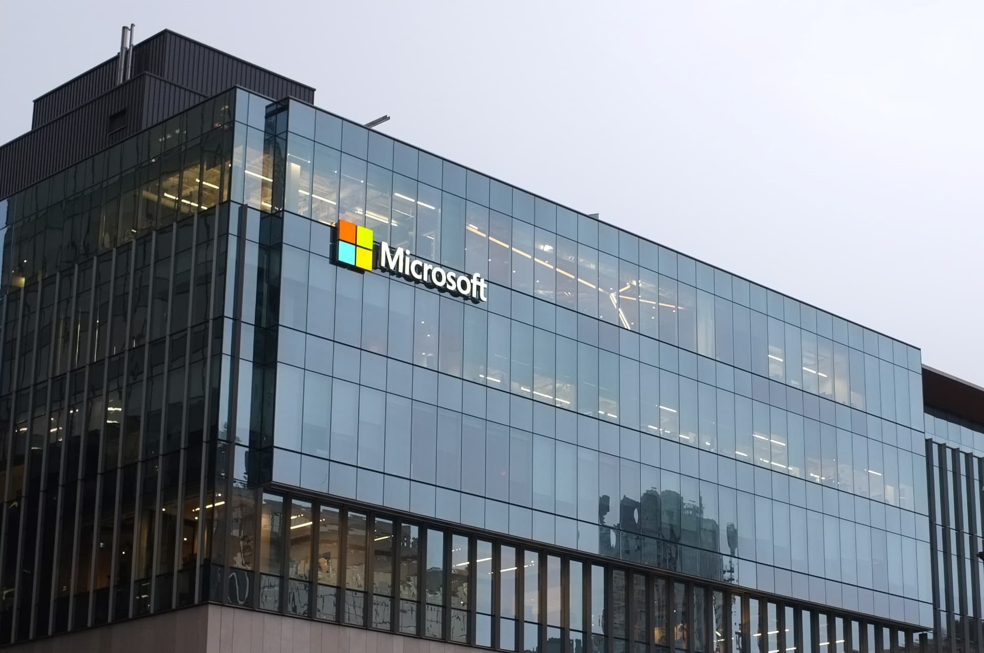 Microsoft Resmi Caplok Bethesda Softworks, Pengembang Doom dan Fallout