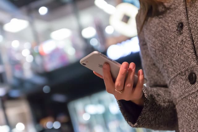 Tips Aman Berbelanja Online Lewat Smartphone