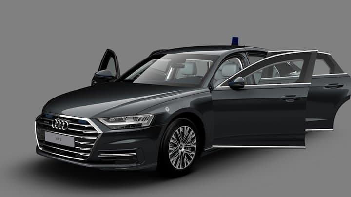 Tumben Jokowi Pakai Audi, Tapi Spesifikasinya Mengerikan! Tumben Jokowi Pakai Audi, Tapi Spesifikasinya Mengerikan!