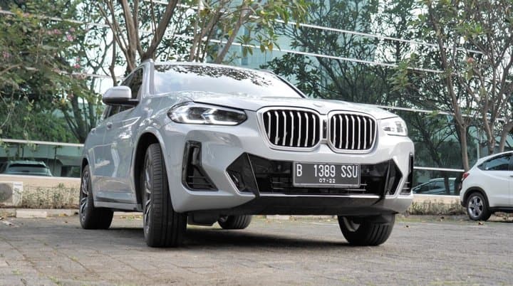 Mobil-Mobil Sultan Siap Diluncurkan Pekan Ini di Indonesia Mobil-Mobil Sultan Siap Diluncurkan Pekan Ini di Indonesia