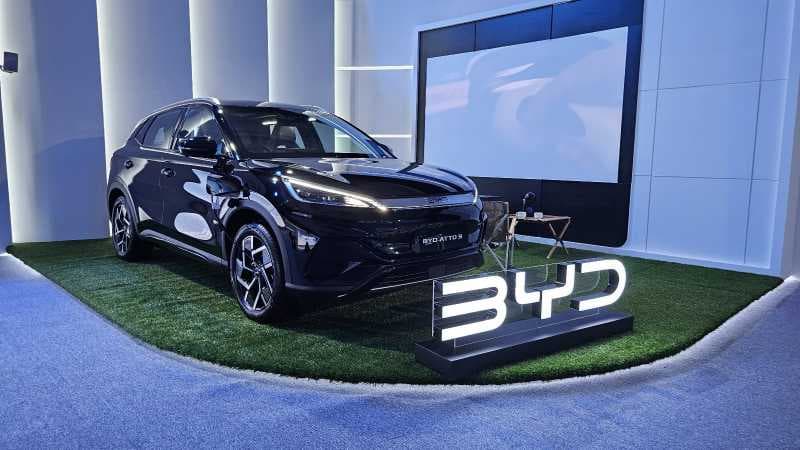 BYD dan Tesla Mulai Kolaborasi untuk Menyingkirkan Mobil BBM di Bumi