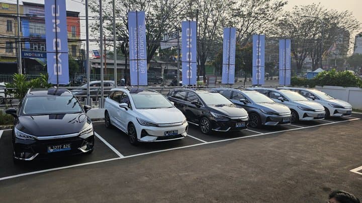 BYD M6 Langsung Diserbu Ribuan Unit Pemesanan, Bakal Inden? BYD M6 Langsung Diserbu Ribuan Unit Pemesanan, Bakal Inden?