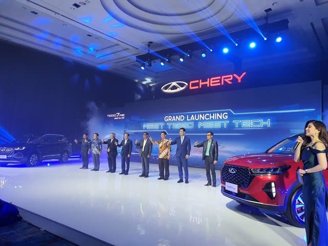 Chery Umumkan Harga SUV Turbo Mulai dari Rp300 Jutaan Chery Umumkan Harga SUV Turbo Mulai dari Rp300 Jutaan